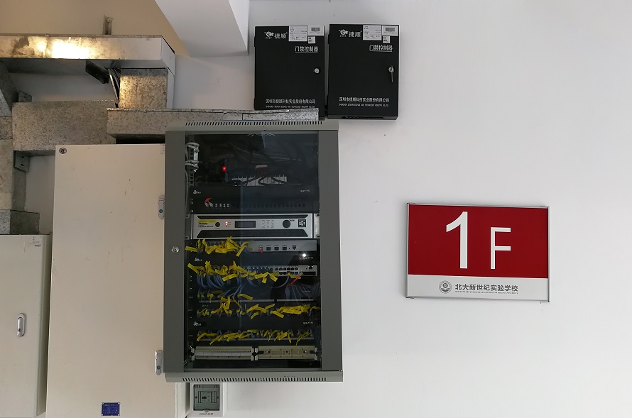 1509681455826511.jpg 4.jpg