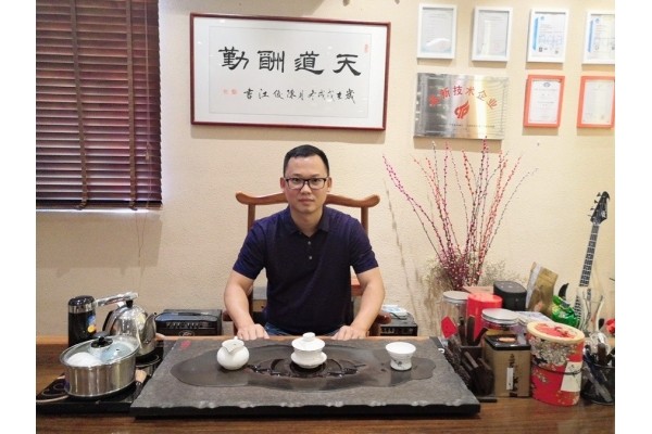 聲優(yōu)諾用顧問式服務(wù)詮釋“客戶至上，合作共贏”的理念 ——專訪德勤龍健“Thinuna(聲優(yōu)諾)”品牌總經(jīng)理羅志鋒